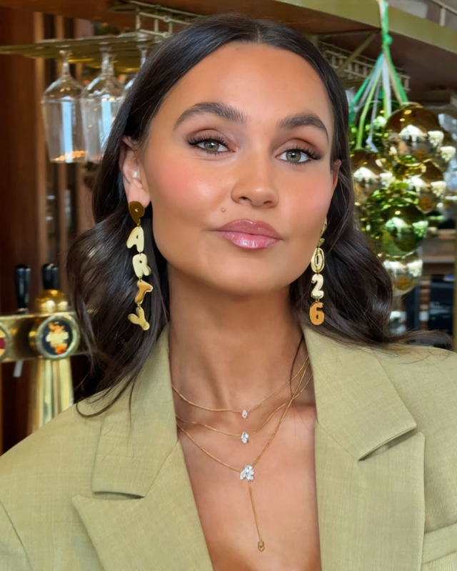 gouden party oorbellen look