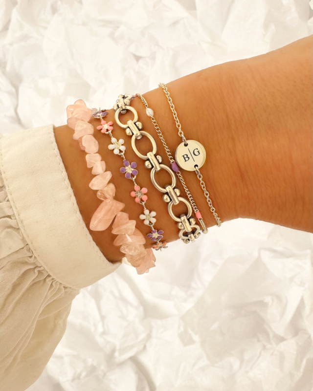 Zilveren armparty met kleurtjes