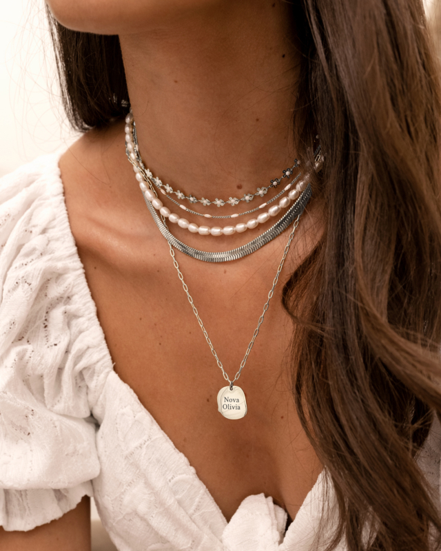 Necklaceparty met bloemetjes ketting