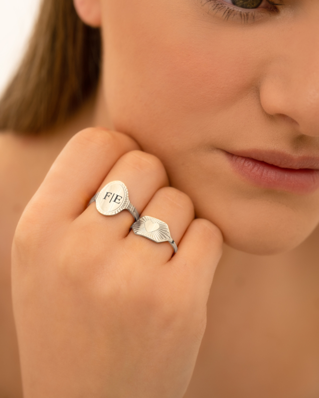 Verstelbare initial ring vintage