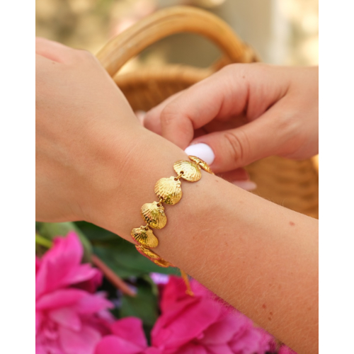 Armband schelpen goudkleurig