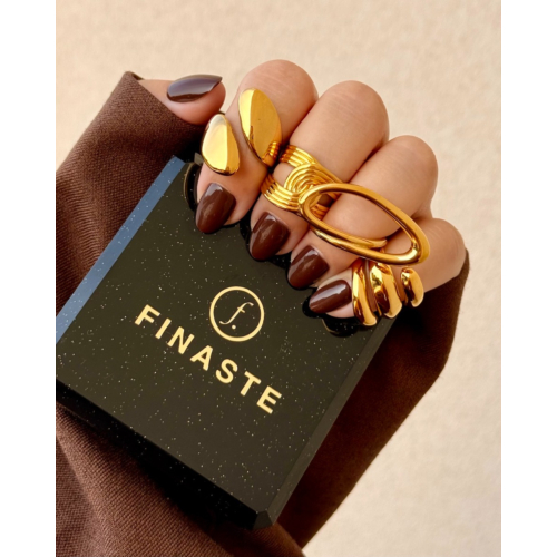 Japandi ring goudkleurig