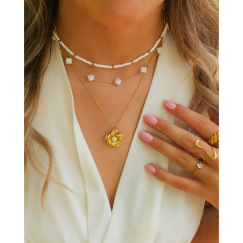 Ketting witte clovers goudkleurig