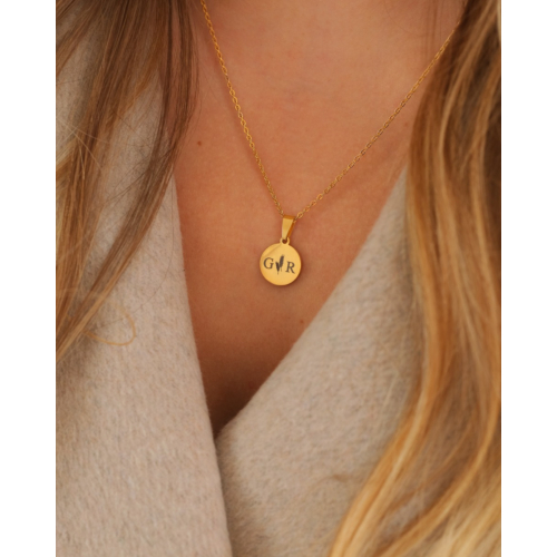 Twee Initialen ketting goud kleurig