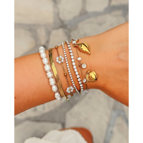 Armband met bloemetjes goudkleurig