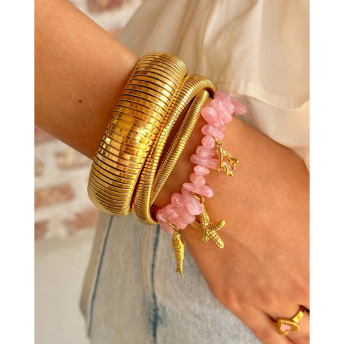 Kralenarmband roze met zomer bedels goudkleurig