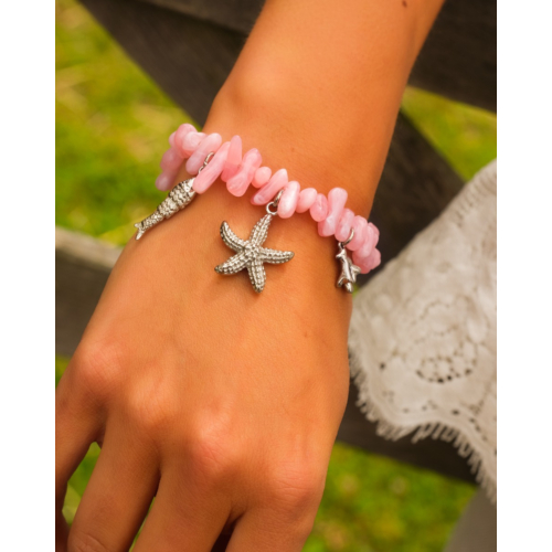 Kralenarmband roze met zomer bedels