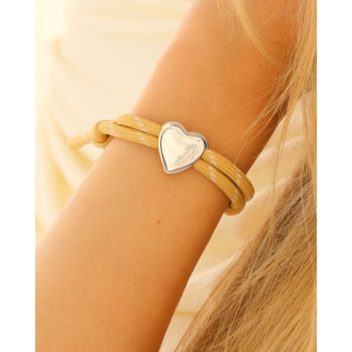 Beige touwtjes armband hart