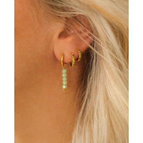 Groene steentjes oorbellen goudkleurig
