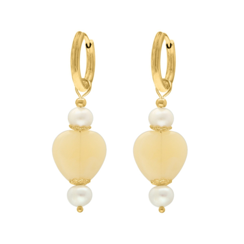 Oorbellen beige hartje & pareltjes goudkleurig