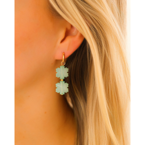 Oorringetjes mintgroene hangers goudkleurig
