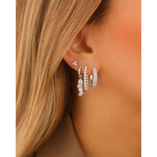 Stud oorbellen triple stone