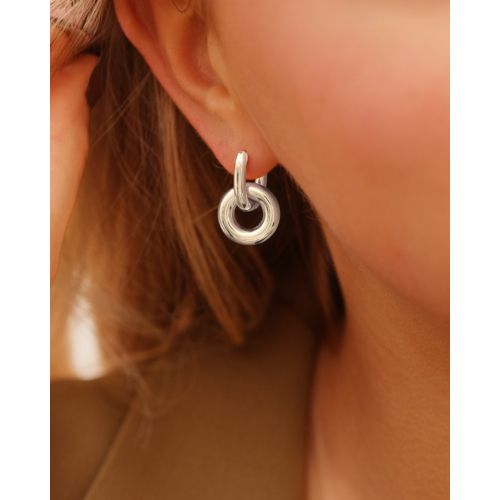 Oorringen met hanger rond