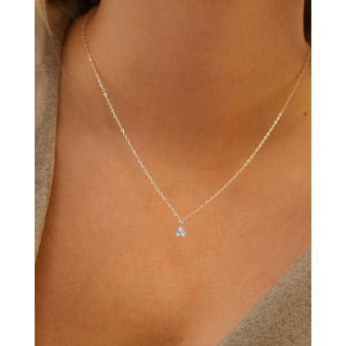 Ketting triple stone