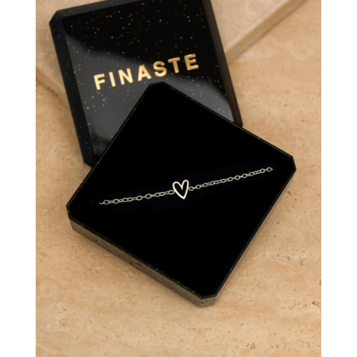 Enkelbandje one love heart