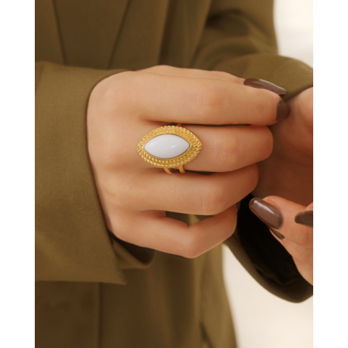 Statement ring witte steen goudkleurig