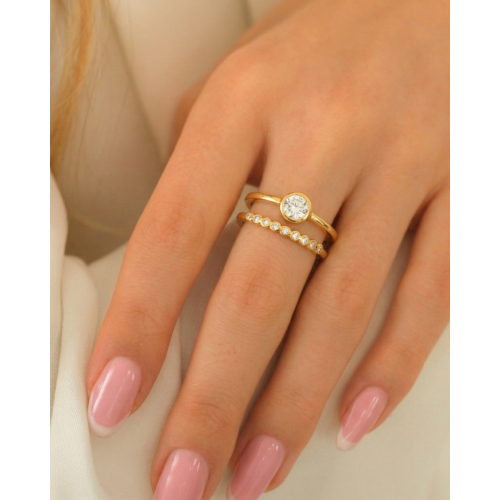 Dubbele ring met steentjes goudkleurig