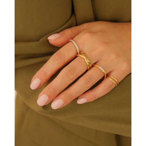 Steentjes ring minimalistisch goudkleurig