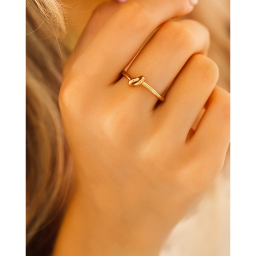 Ring met knoop goudkleurig