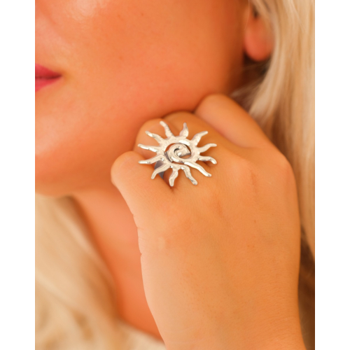 Ring met zon