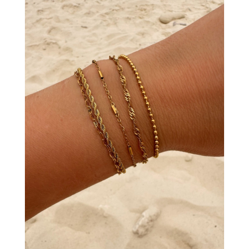Bolletjes armband minimalistisch goudkleurig