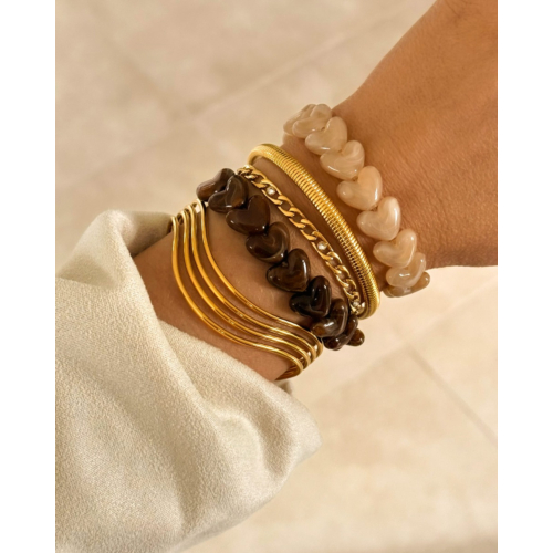 Kralenarmband hartjes beige