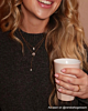 Influencer met driedubbele ketting