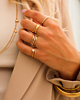 gouden subtiele ringen combinatie