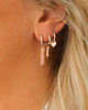 Zilveren earparty met roze details