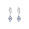 Mini oorbellen wit blauw