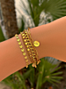 Armparty met gouden armbanden
