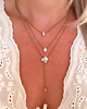 Driedubbele ketting met steentjes goudkleurig