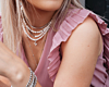 Parelketting bij model