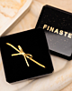 Gouden strikjes armband in sieradendoosje