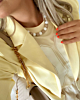 Beige kralen ketting met outfit