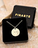 Zilveren ketting met 2 letters in sieradendoosje