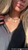 influencer met bedel beach ketting