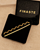 gouden dubbele armband in sieradendoosje