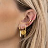 Gouden oorbellen mix bij model