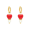 Red heart & pearl earrings goudkleurig
