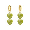 Dubbele hartjes oorbellen groen goudkleurig