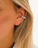 Zilveren ear cuff met steentjes