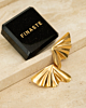 statement schelp oorbellen met sieradendoosje
