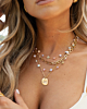 Gouden necklaceparty met kleurtjes