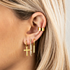 Mix van gouden sieraden en ear cuff