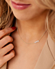 Love ketting om pols