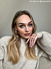 Influencer met Finaste sieraden