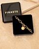 Gouden armband in sieradendoosje