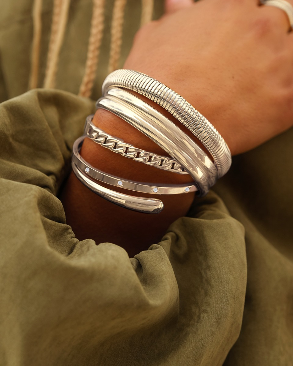Zilveren bangle party