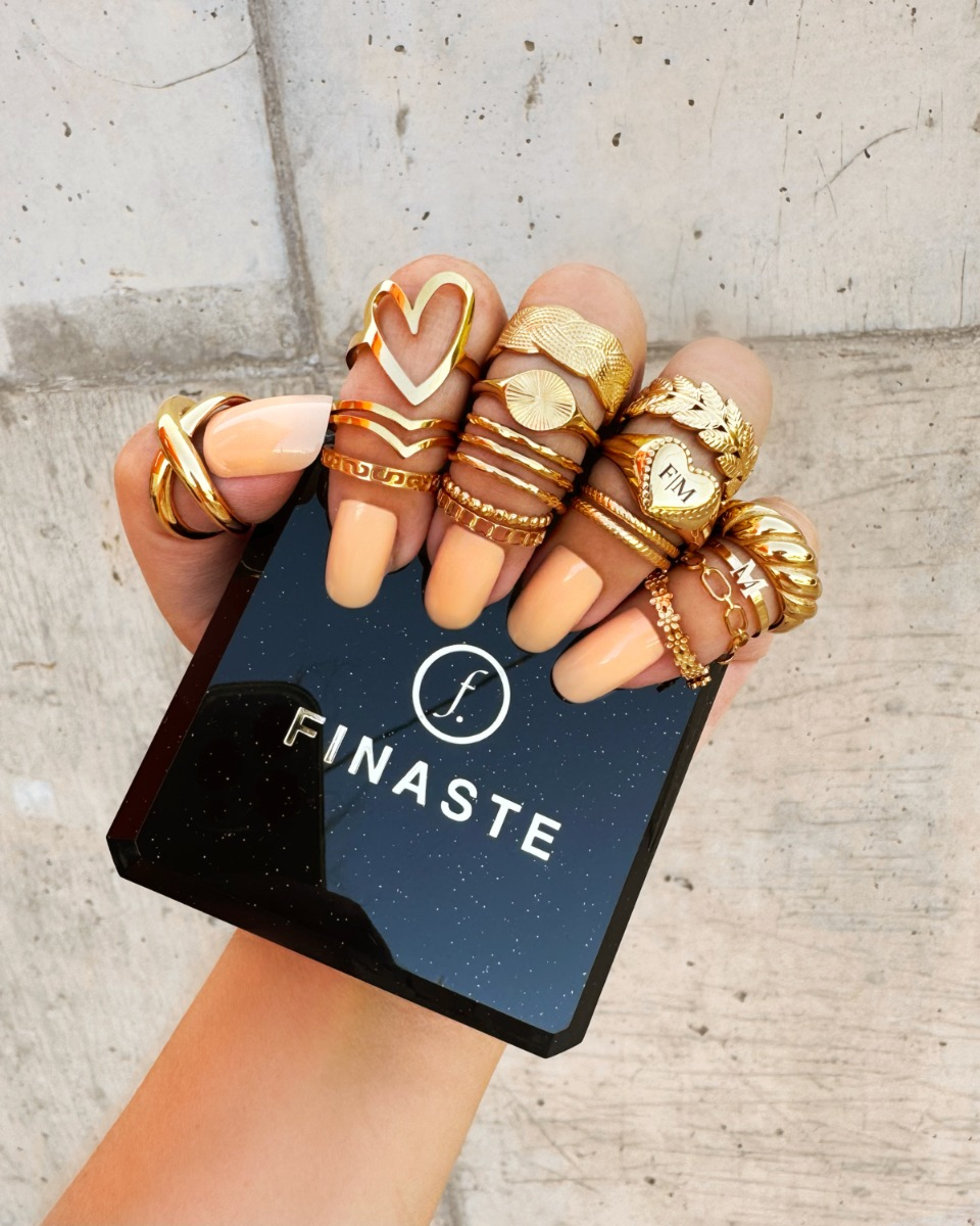 Gouden ringparty met sieradendoosje